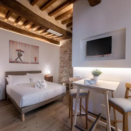 Residenza Donna Iohanna Gubbio Exterior photo