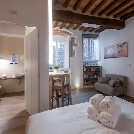 Residenza Donna Iohanna Gubbio Exterior photo