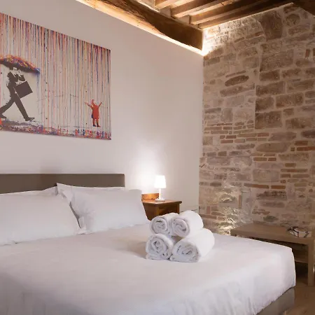 Residenza Donna Iohanna Gubbio Exterior photo